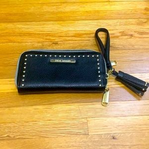 Steve Madden Wristlet